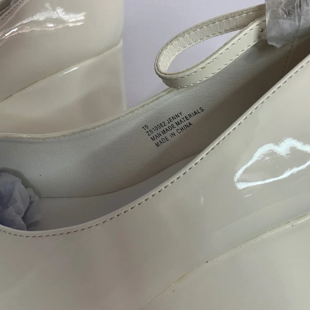 Cape Robbin Jenny Ivory Patent Platform Wedge Pumps Women's 10 Y2K Statement
